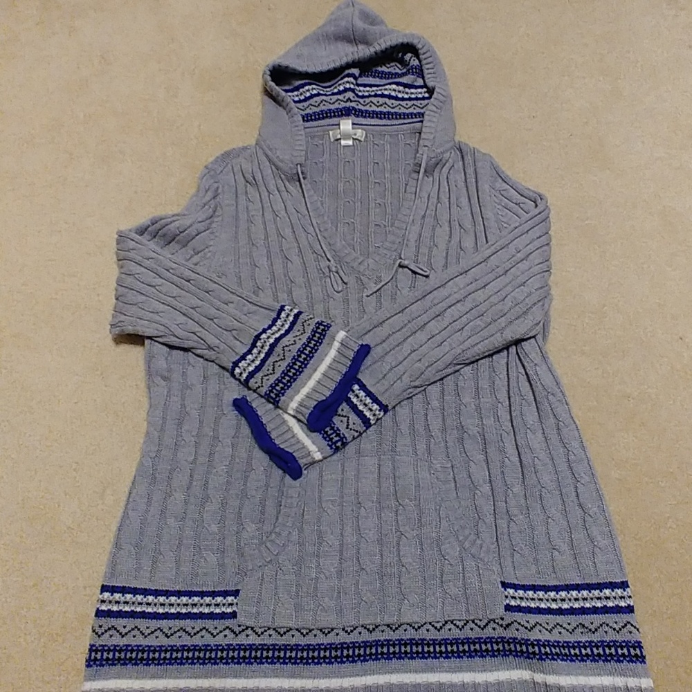 Women's sweater hoodie by Dressbarn